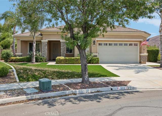Property at 5001 Via Bajamar, Hemet, CA 92545, 2 beds, 2.5 baths