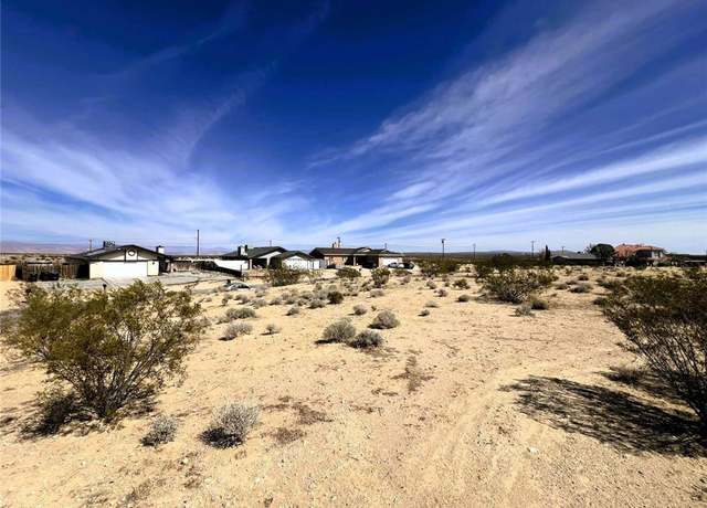 Property at 10550 N Garibaldi Dr, California City, CA 93505