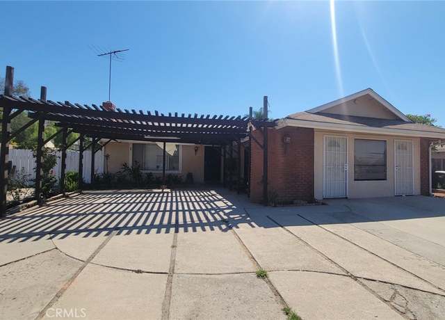 Property at 11010 Davis St, Moreno Valley, CA 92557, 2 beds, 1.5 baths
