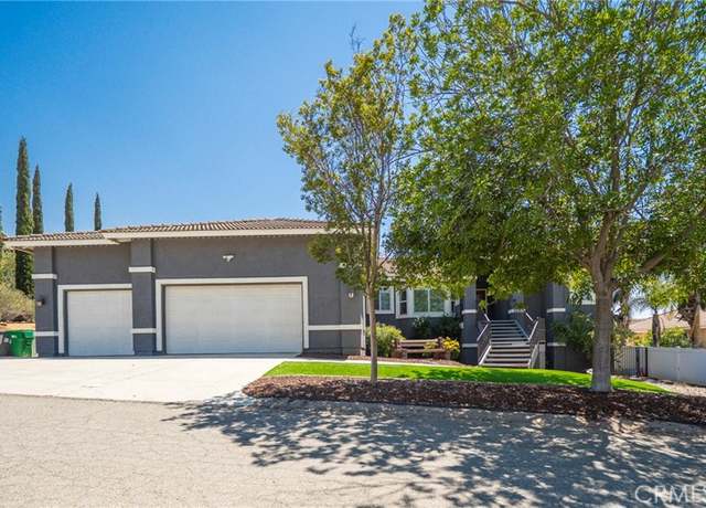 Property at 14445 Dove Canyon Dr, Riverside, CA 92503, 4 beds, 2.5 baths