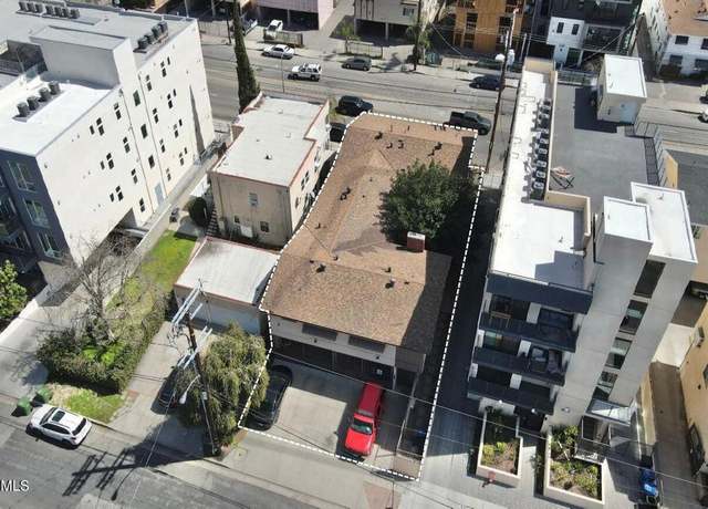 Property at 5237 Cahuenga Blvd, North Hollywood, CA 91601, 6 beds, 5 baths