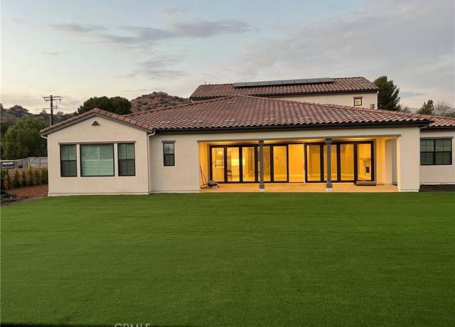 Property at 22046 Fig Tree Ln, Chatsworth, CA 91311, 6 beds, 4.5 baths