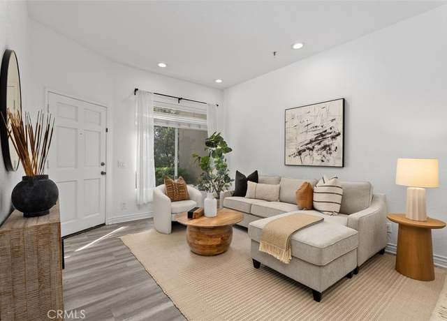 Property at 102 Cinnamon Teal, Aliso Viejo, CA 92656, 2 beds, 2 baths