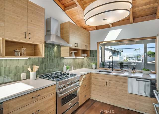 Property at 320 Capistrano Ave, Pismo Beach, CA 93449, 3 beds, 2 baths