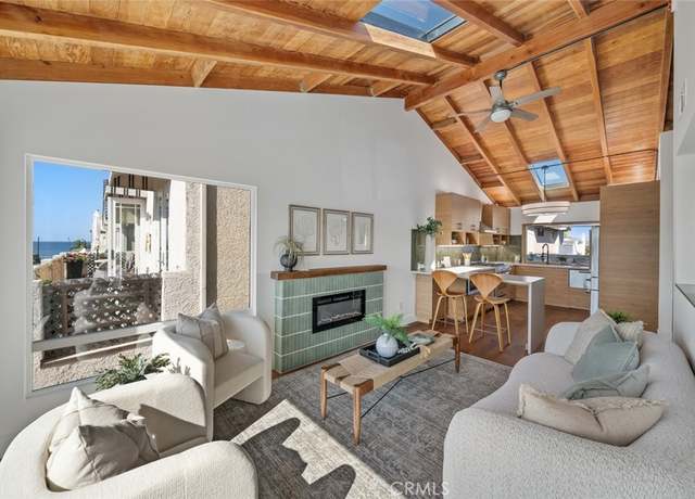 Property at 320 Capistrano Ave, Pismo Beach, CA 93449, 3 beds, 2 baths