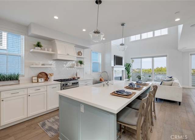 Property at 1524 Wollacott St, Redondo Beach, CA 90278, 4 beds, 3 baths