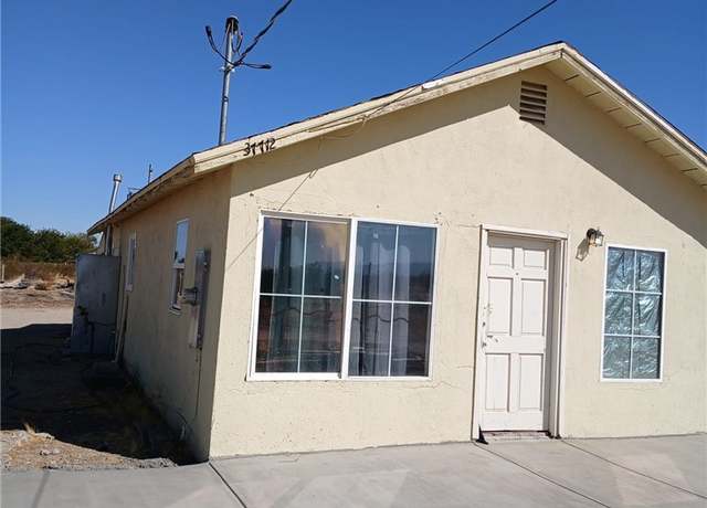 Property at 37712 210th St E, Palmdale, CA 93591, 1 bed, 1 bath