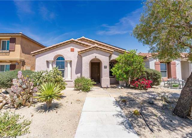 Property at 67960 Rio Vista Dr, Cathedral City, CA 92234, 3 beds, 3 baths