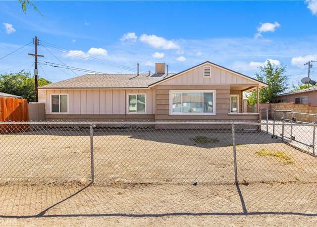 Property at 44226 2nd St E, Lancaster, CA 93535, 4 beds, 2 baths