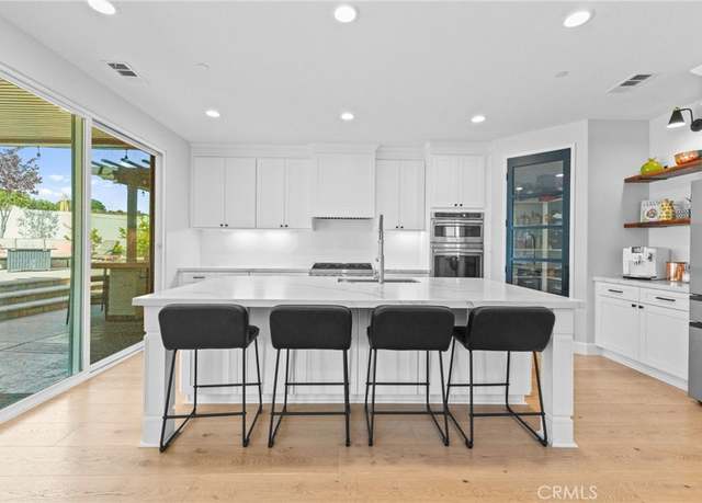 Property at 34174 Altavista Dr, Temecula, CA 92592, 6 beds, 4 baths