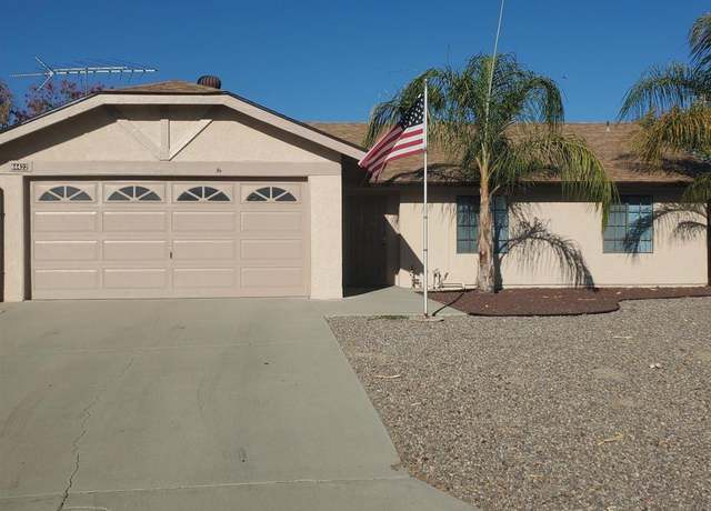 Property at 44422 Meadow Grove St, Hemet, CA 92544, 3 beds, 2 baths