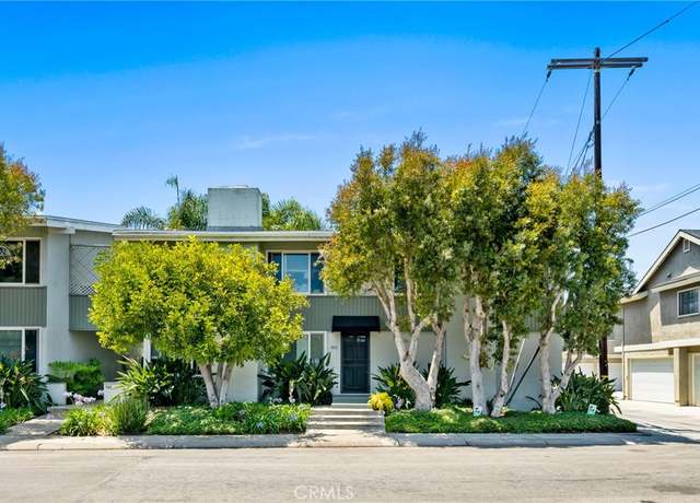 Property at 503 Saint Andrews Rd Unit E, Newport Beach, CA 92663, 1 bed, 1 bath