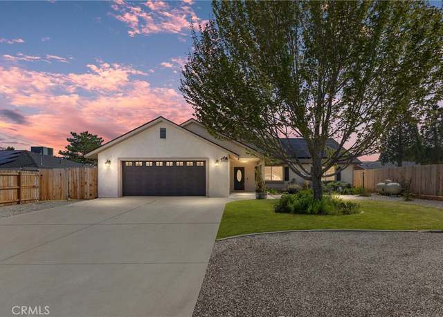 Property at 18450 Branding Iron Ct, Tehachapi, CA 93561, 4 beds, 2 baths