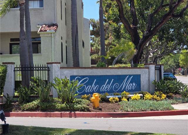 Property at 5101 Tortuga Dr #211, Huntington Beach, CA 92649, 2 beds, 2 baths