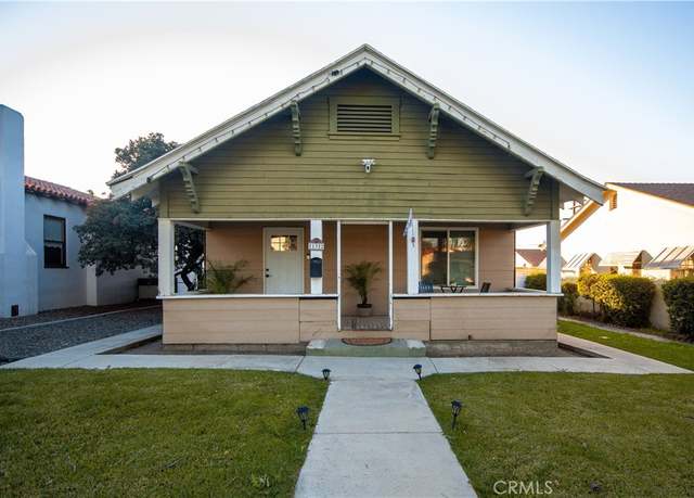 Property at 1322 S Main St, Corona, CA 92882, 3 beds, 1.5 baths