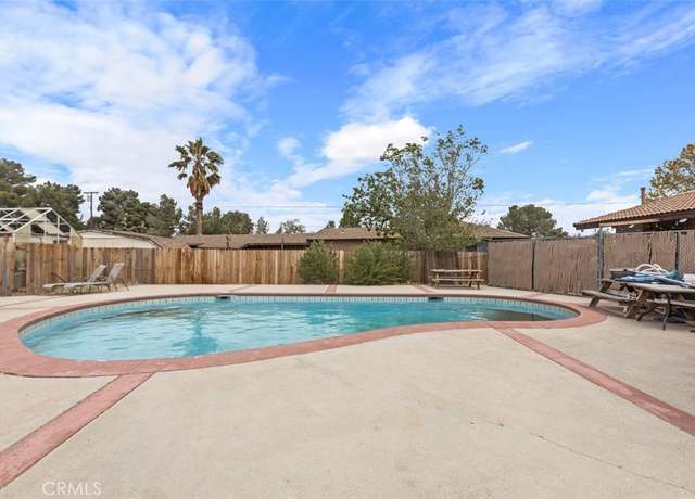 Property at 14182 Gayhead Rd, Apple Valley, CA 92307, 4 beds, 3 baths
