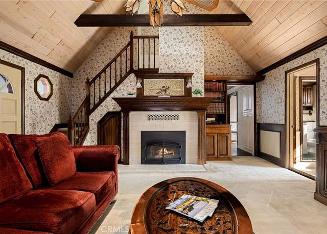 Property at 229 Maple Dr, Lake Arrowhead, CA 92352, 3 beds, 1.5 baths