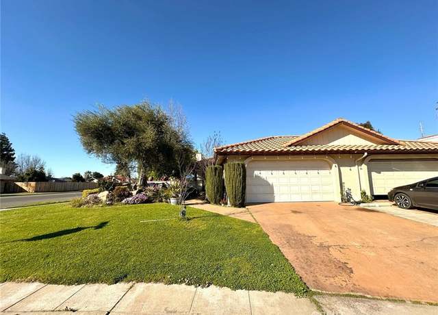 Property at 2525 Driftwood Dr, Madera, CA 93637, 3 beds, 2 baths