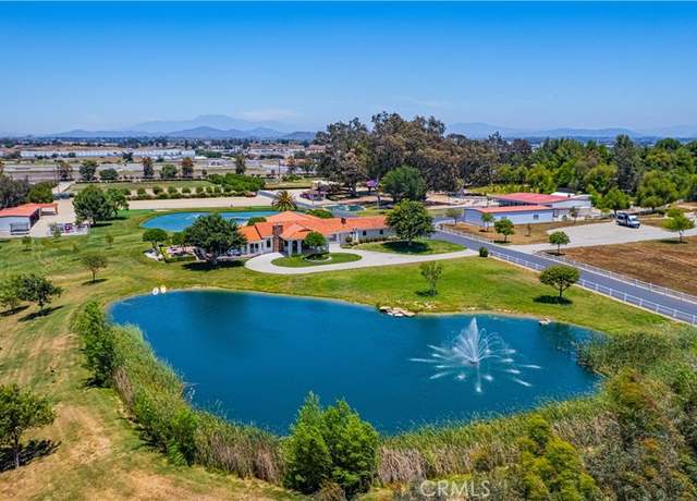 Property at 26465 Douglas Ave, Murrieta, CA 92562, 3 beds, 4 baths