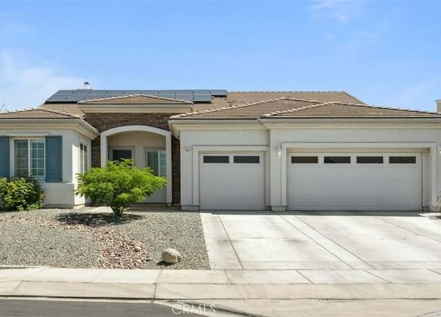 Property at 10237 Cotoneaster St, Apple Valley, CA 92308, 4 beds, 3 baths