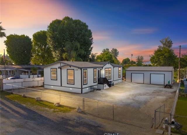 Property at 22035 Valley Ter, Wildomar, CA 92595, 3 beds, 2 baths