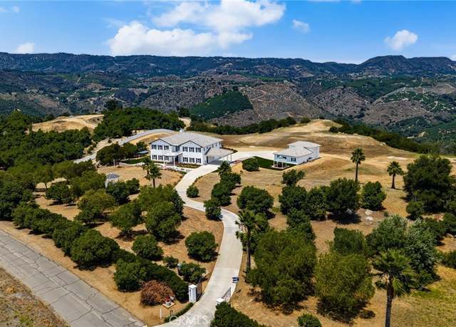 Property at 22252 Monte Rancho Dr, Temecula, CA 92590, 4 beds, 4 baths