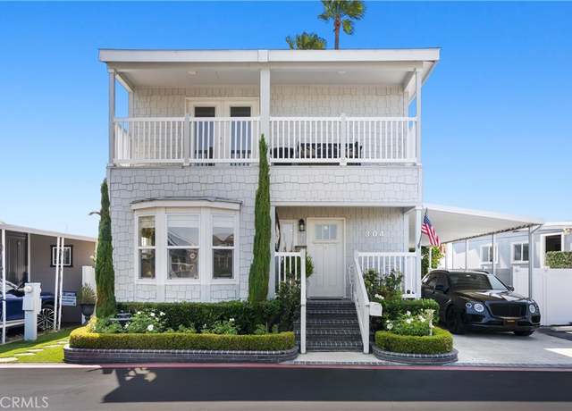 Property at 304 Lexington Cir, Newport Beach, CA 92660, 3 beds, 2.5 baths