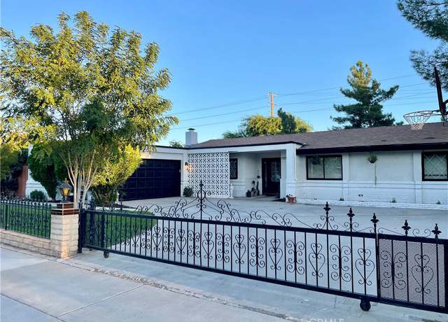 Photo of 522 Callet St, Palmdale, CA 93551