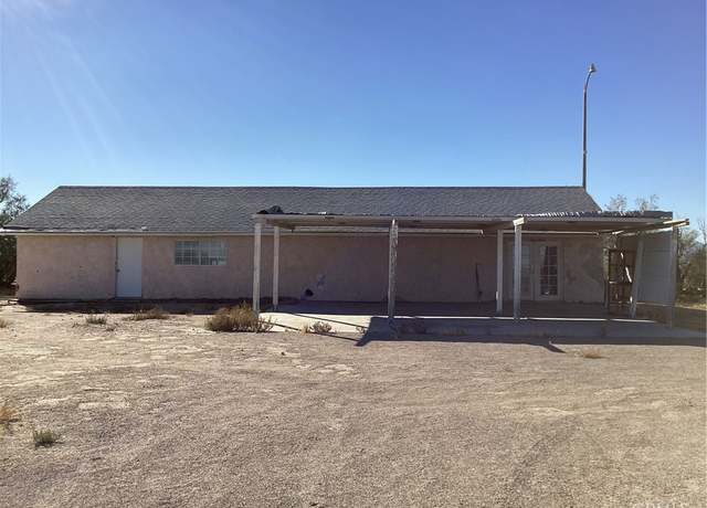 Property at 46039 Valley Ctr, Newberry Springs, CA 92365, 3 beds, 3 baths