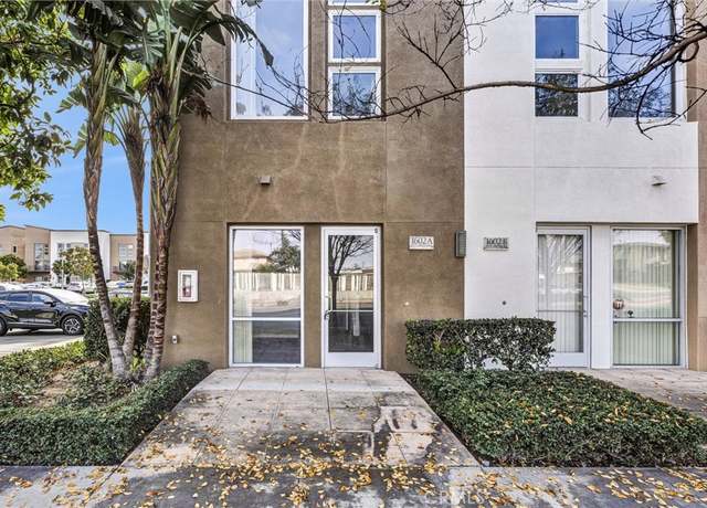 Property at 1602 W Artesia Sq Unit A, Gardena, CA 90248, 2 beds, 2.5 baths