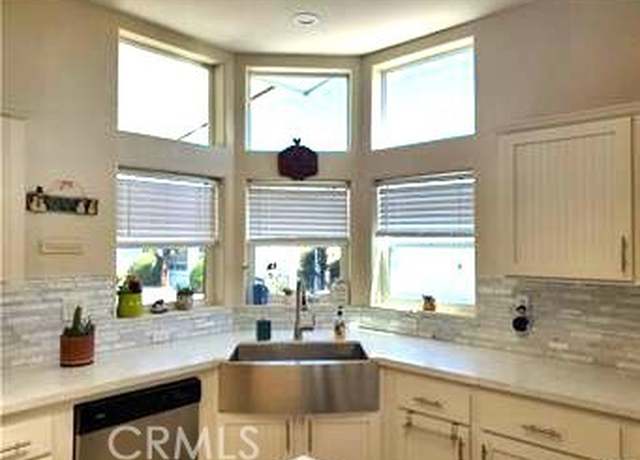Property at 8901 Eton Ave #12, Canoga Park, CA 91304, 3 beds, 2 baths
