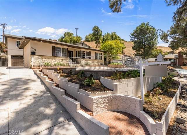 Property at 9951 Glencrest Cir, Sun Valley, CA 91504, 4 beds, 3 baths
