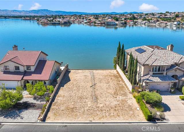 Property at 17995 Lakeview Dr, Victorville, CA 92395