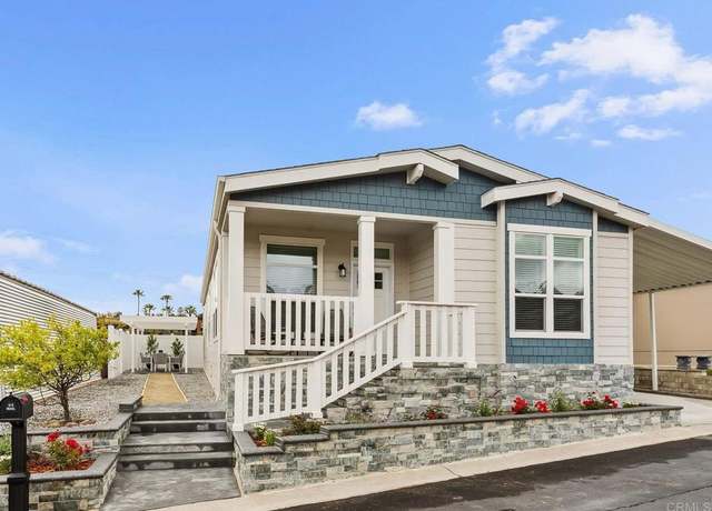 Property at 444 N El Camino Real #2, Encinitas, CA 92024, 3 beds, 2 baths