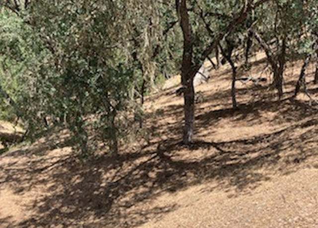 Property at 2668 Pine Ridge Rd, Bradley, CA 93426