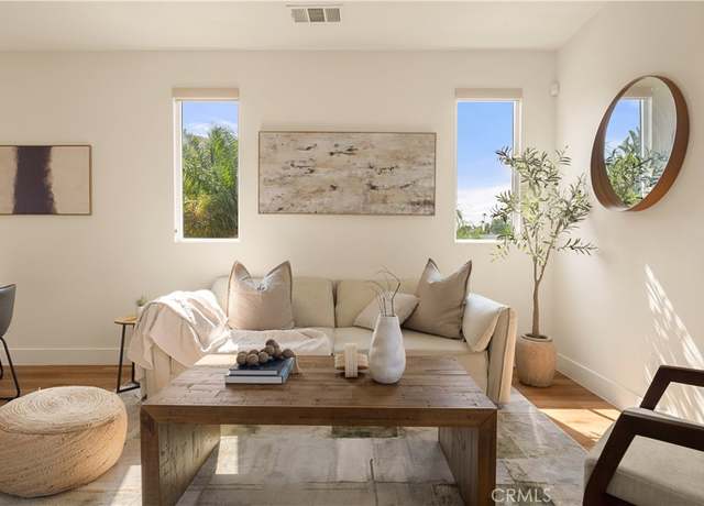 Property at 14689 Sherman Way, Van Nuys, CA 91405, 3 beds, 3 baths