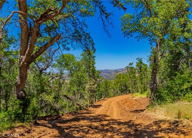 Property at 1 Sesame St, Coarsegold, CA 93614