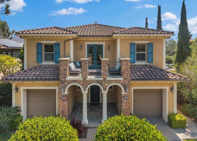 Property at 7090 Sitio Corazon, Carlsbad, CA 92009, 4 beds, 3.5 baths