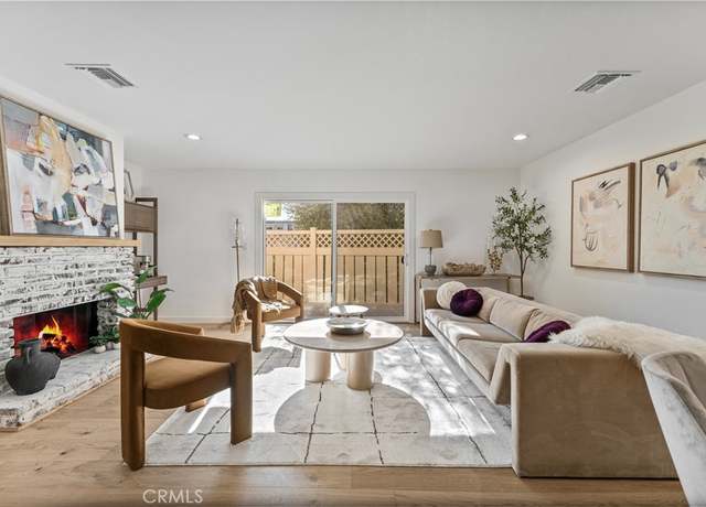 Property at 4365 Mclaughlin Ave #25, Los Angeles, CA 90066, 2 beds, 2.5 baths