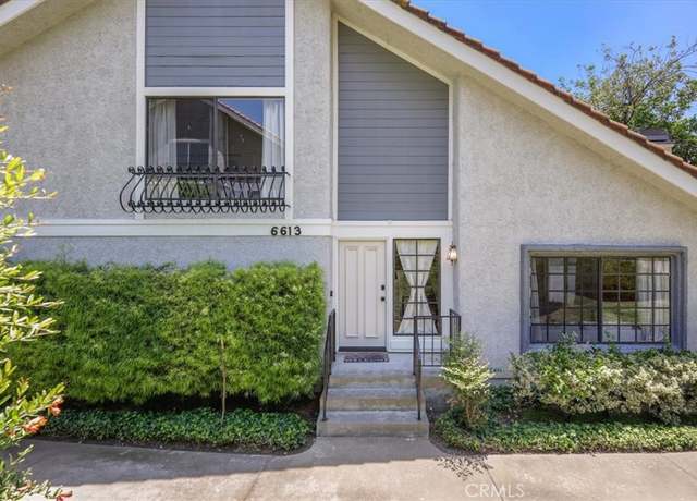 Property at 6613 Poppyview Dr, Oak Park, CA 91377, 3 beds, 2.5 baths
