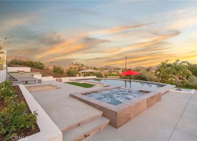 Property at 22241 San Joaquin Dr W, Canyon Lake, CA 92587, 3 beds, 4 baths