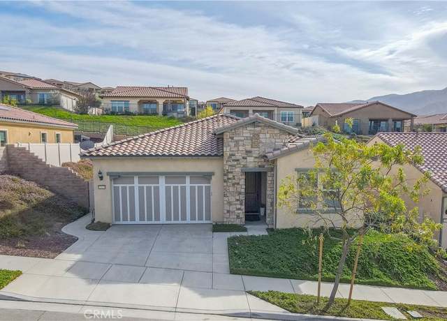 Property at 11121 Fourleaf Ct, Corona, CA 92883, 2 beds, 2 baths