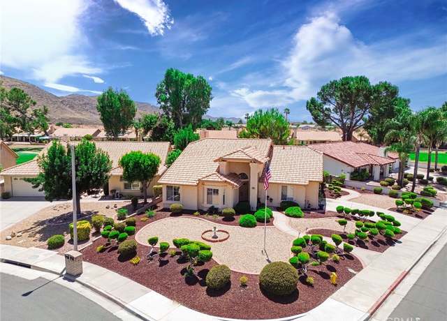 Property at 2897 Banyan Tree Ln, Hemet, CA 92545, 3 beds, 2 baths