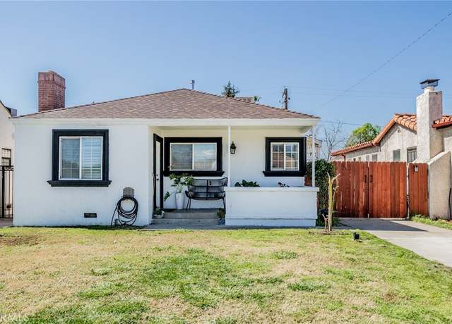 Property at 3042 N D St, San Bernardino, CA 92405, 3 beds, 1.5 baths