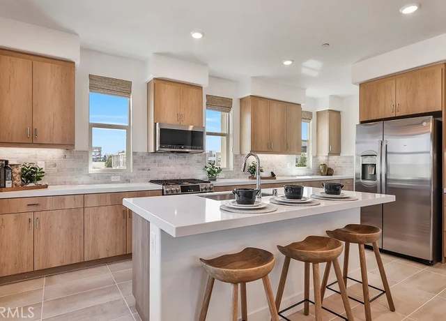 Property at 1872 S Union St #26, Anaheim, CA 92805, 4 beds, 3.5 baths