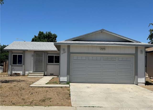 Property at 2203 Rosewood Ave, Lancaster, CA 93535, 3 beds, 2 baths