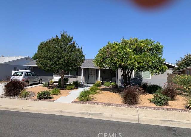 Property at 28905 Glen Oaks Dr, Menifee, CA 92586, 2 beds, 2 baths