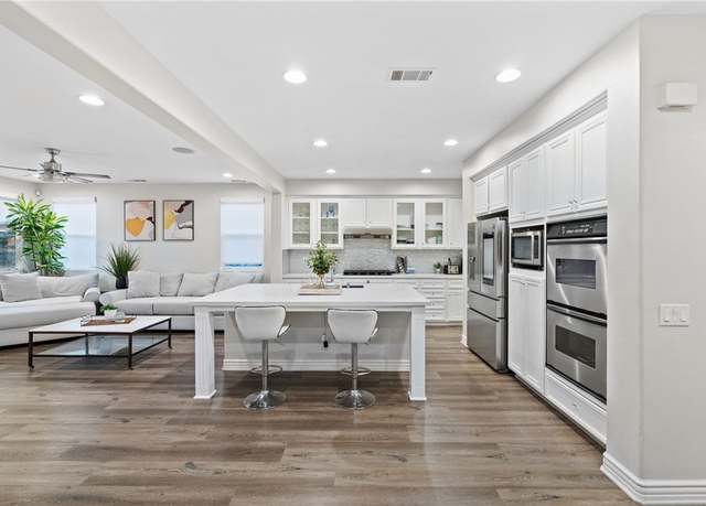 Property at 11119 Iris Ct, Corona, CA 92883, 5 beds, 4 baths