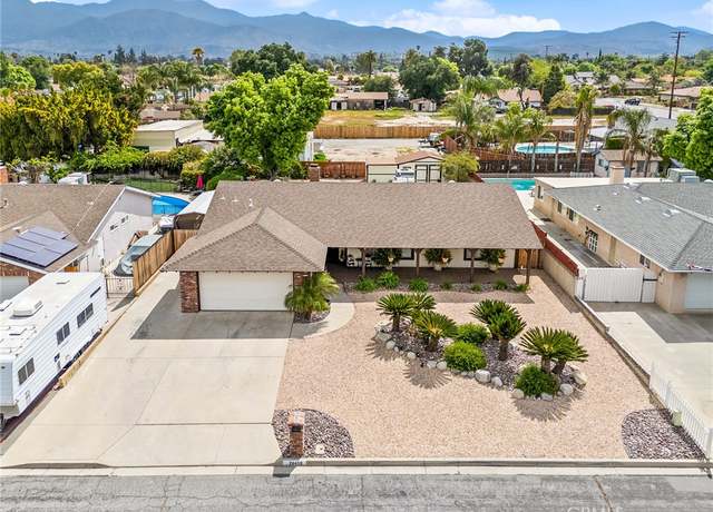 Property at 26458 Larkspur St, Hemet, CA 92544, 3 beds, 2 baths