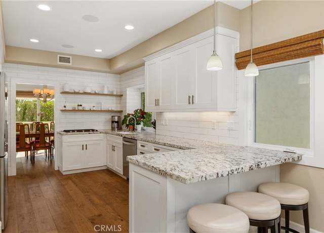 Property at 2661 Point Del Mar, Corona Del Mar, CA 92625, 4 beds, 3.5 baths